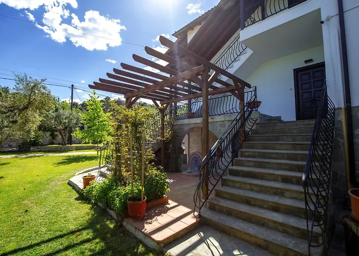 Latoura View Villa *