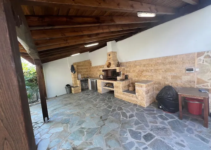 Villa Latoura View *